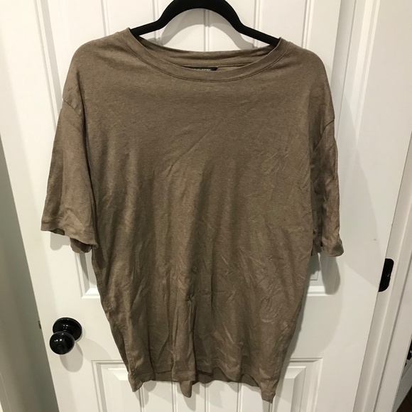 Banana Republic Factory Lux Performance Tee - Picture 2 of 6
